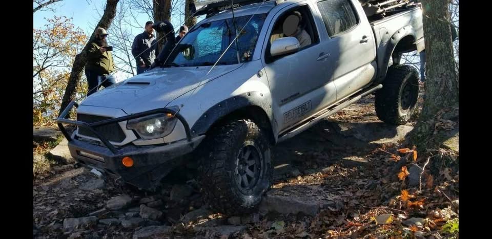 2012 Toyota Tacoma (photo 5) — photo 5