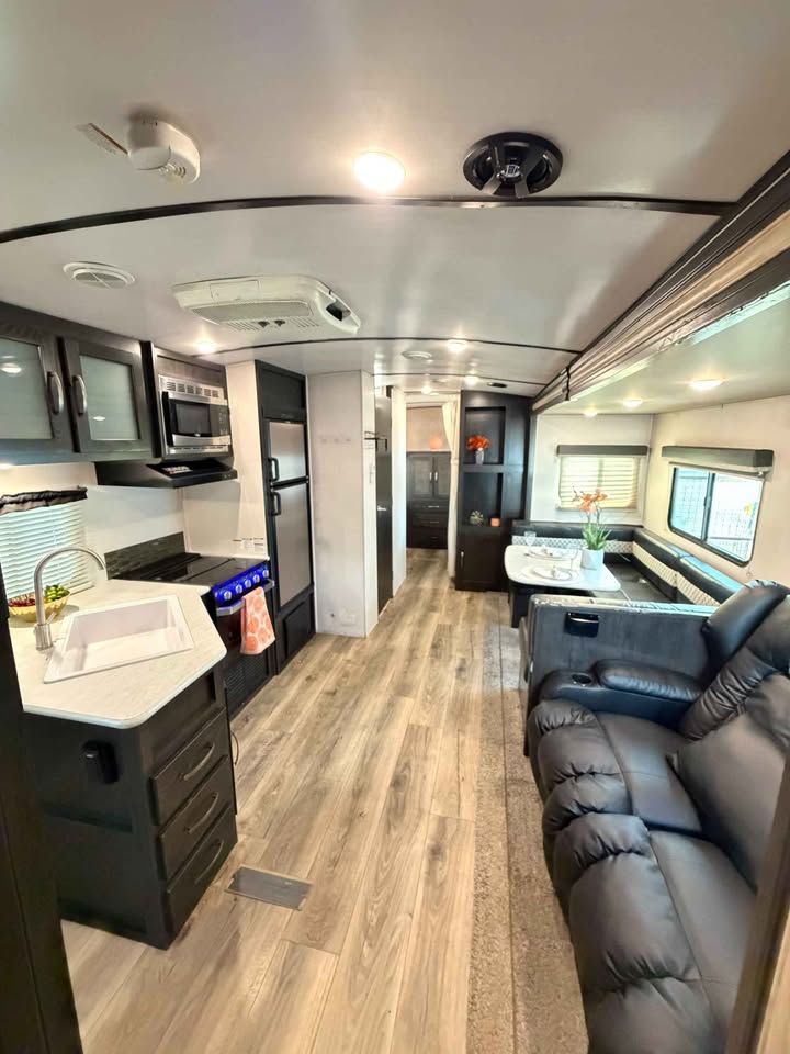 2019 Intech Legend RV 33 pies in San Antonio, TX (photo 9) — photo 9