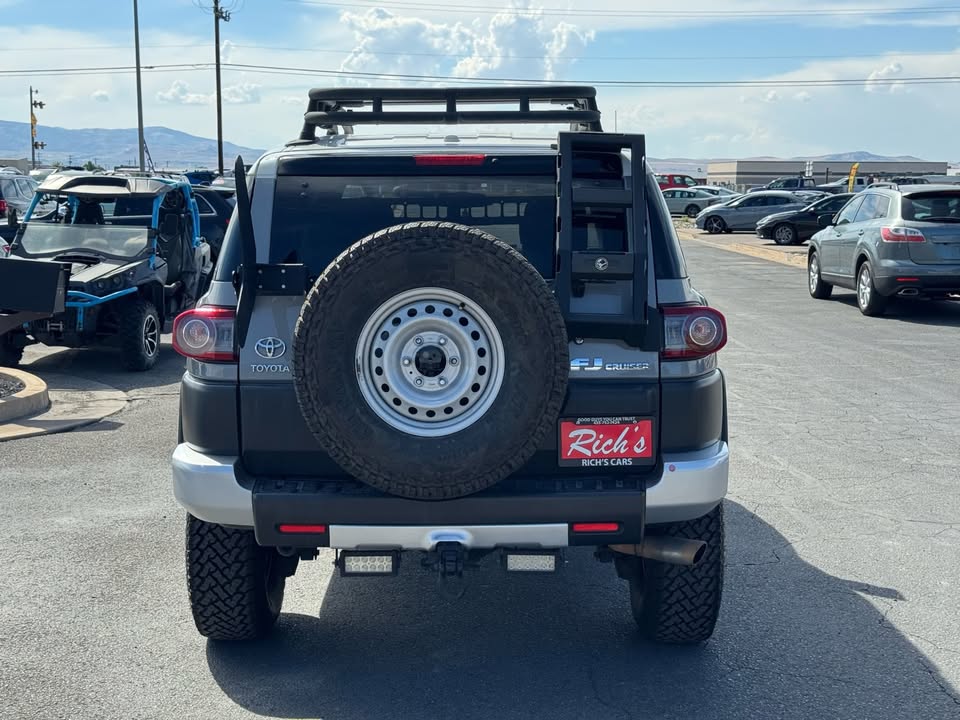 2014 Toyota FJ Cruiser in Logan, UT (photo 8) — photo 8