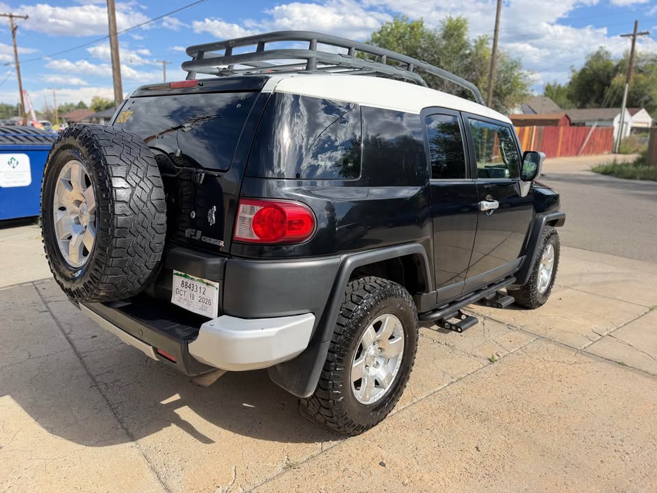 2008 Toyota FJ Cruiser in Denver, CO (photo 3) — photo 3