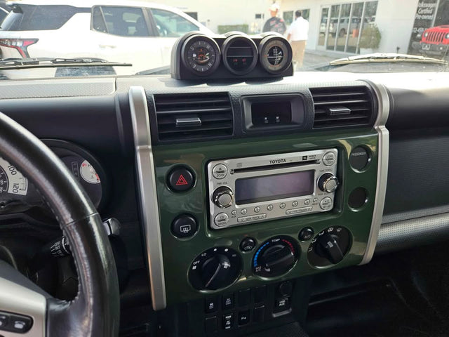 2012 Toyota FJ Cruiser · Base in Austin, TX (photo 1)