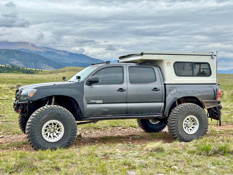 Flip pac camper shell in Cotopaxi, CO (photo 1) — photo 1