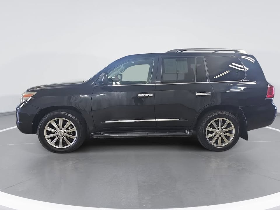 2010 Lexus LX 570 in Hudsonville, MI (photo 7) — photo 7