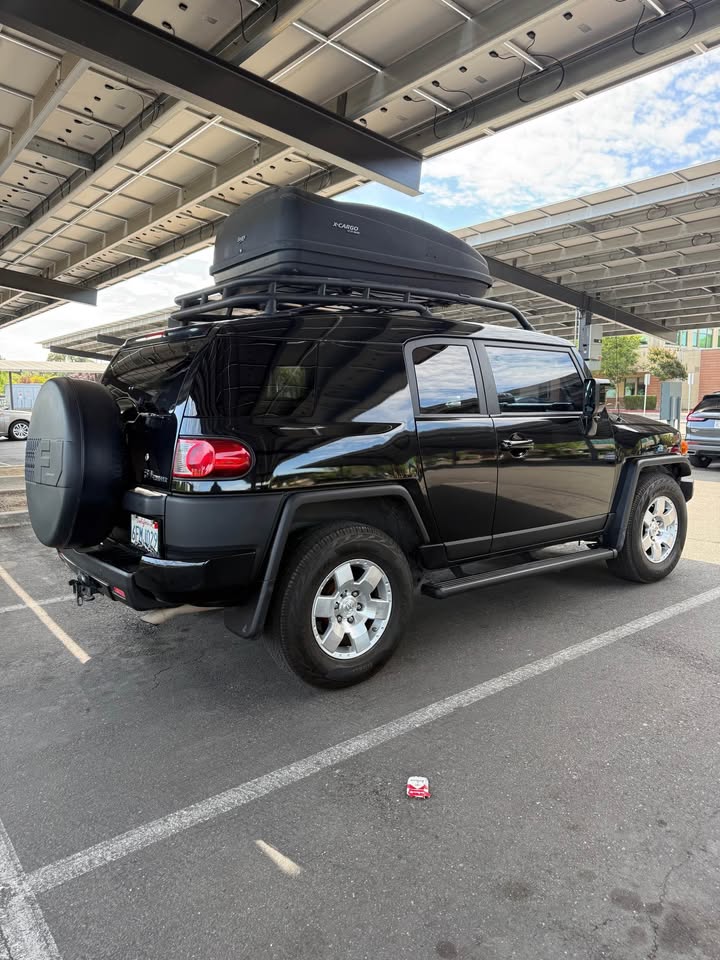 2008 Toyota FJ Cruiser · Sport Utility 2D in Stockton, CA (photo 5) — photo 5
