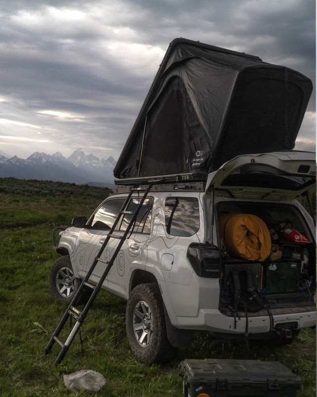 FREE SPIRIT RECREATION ROOF TOP TENT — photo 2
