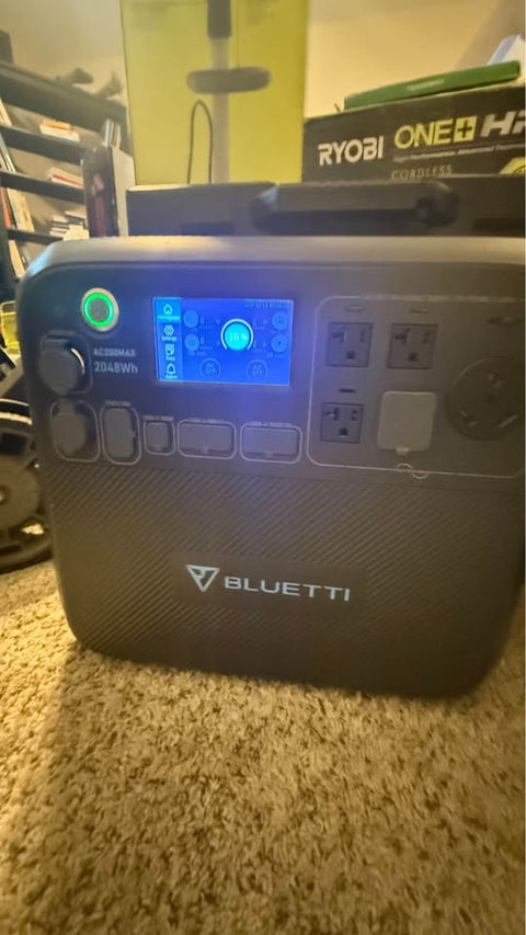 Bluetti AC200MAX Power Station