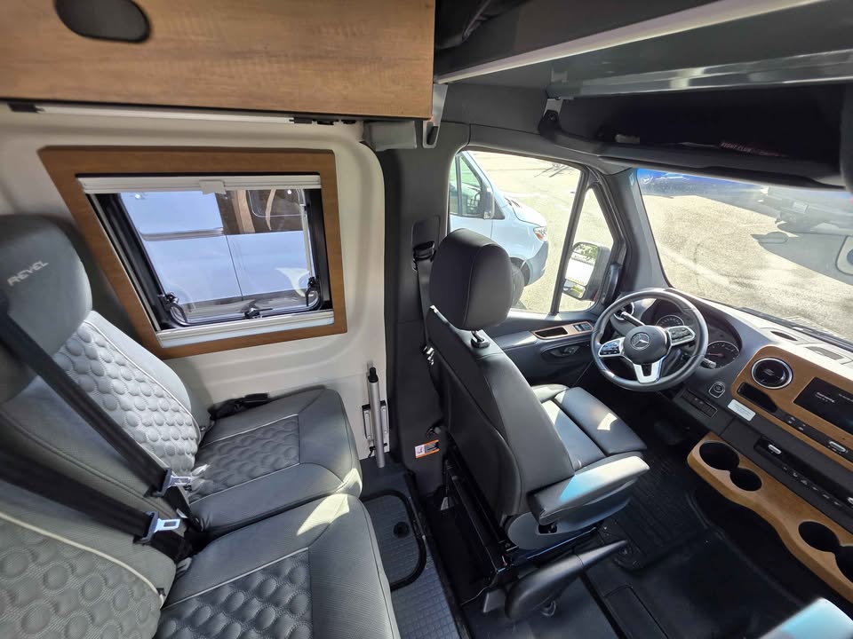 2025 Winnebago revel 44e in Fife, WA (photo 8) — photo 8