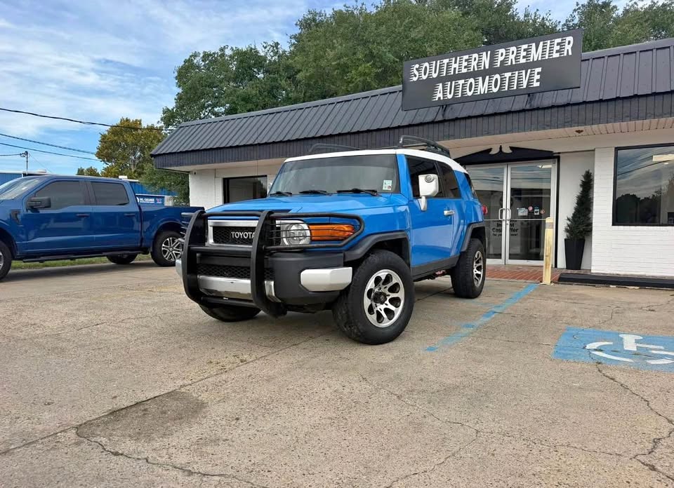 2007 Toyota FJ Cruiser · Sport Utility 2D in Lafayette, LA (photo 1)