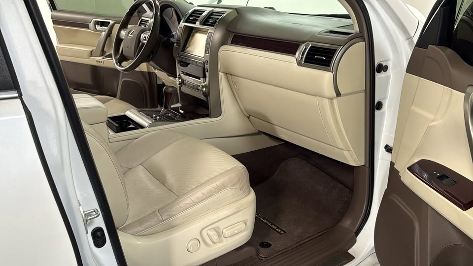 2018 Lexus GX 460 in Nashville, TN (photo 12) — photo 12