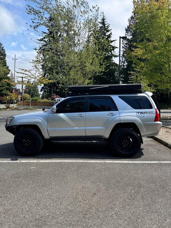 2005 Toyota 4Runner · Limited Sport Utility 4D in Edmonds, WA (photo 4) — photo 4