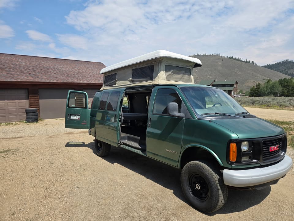 2000 GMC Savana 3500 in Fraser, CO (photo 8) — photo 8