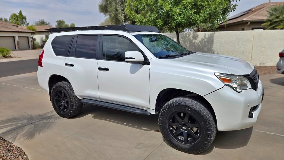 2011 Lexus GX460 (photo 1) — photo 1