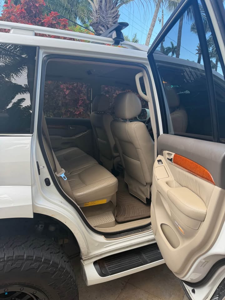 2005 Lexus GX · GX 470 Sport Utility 4D in Denver, CO (photo 11) — photo 11
