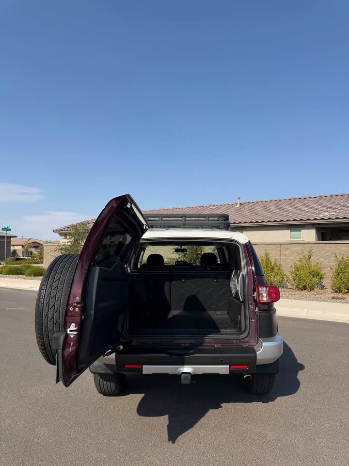 2007 Toyota FJ Cruiser · Sport Utility 2D in Goodyear, AZ (photo 6) — photo 6