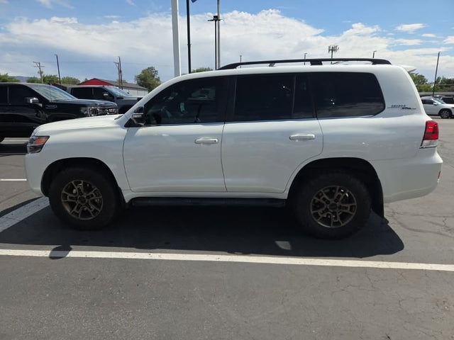 2020 Toyota Land Cruiser Heritage Edition — photo 2