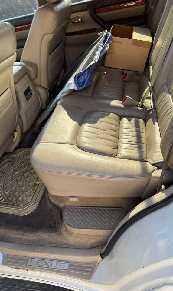 2004 Lexus LX (photo 7) — photo 7