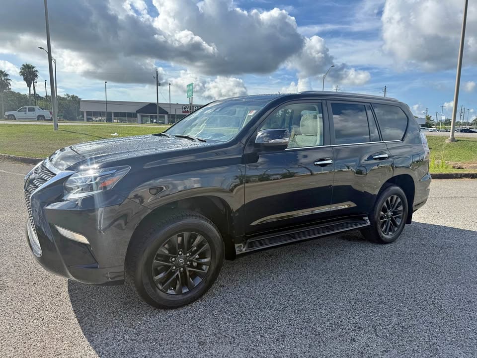 2020 Lexus GX · GX 460 Premium Sport Utility 4D (photo 1)