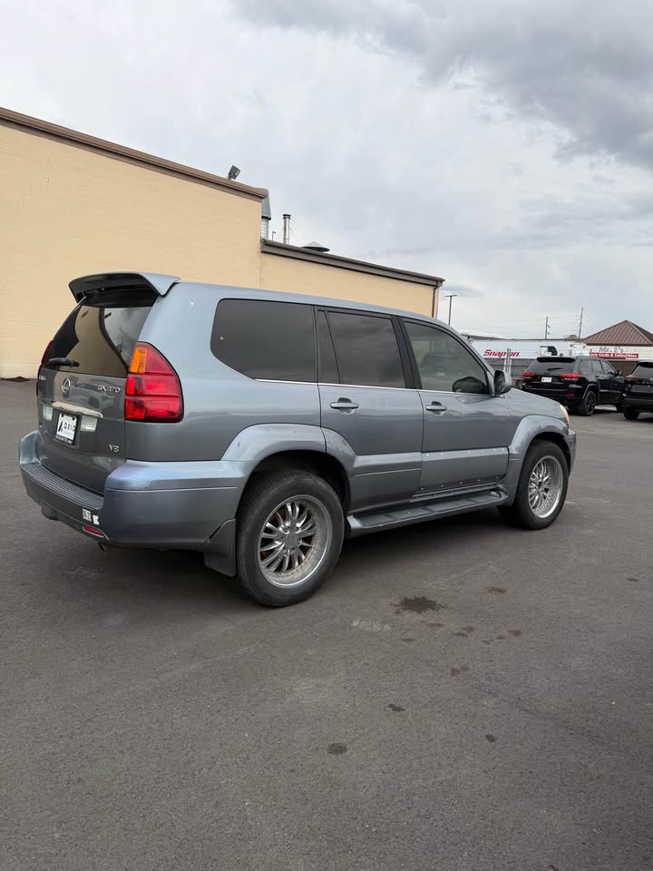 2006 Lexus GX · GX 470 Sport Utility 4D (photo 8) — photo 8