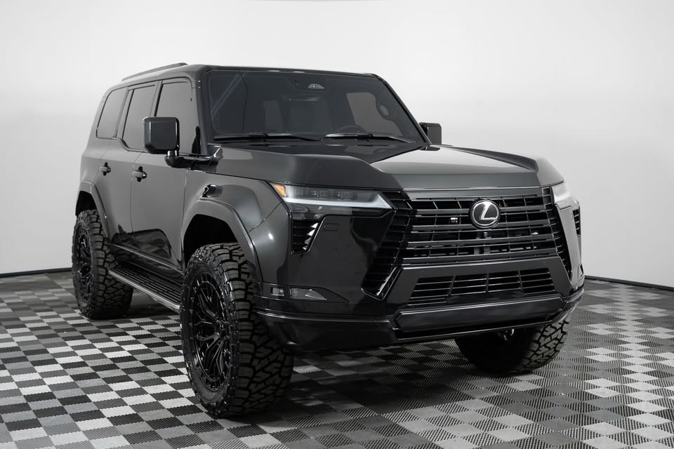 2025 Lexus GX 550 in Lindon, UT (photo 10) — photo 10