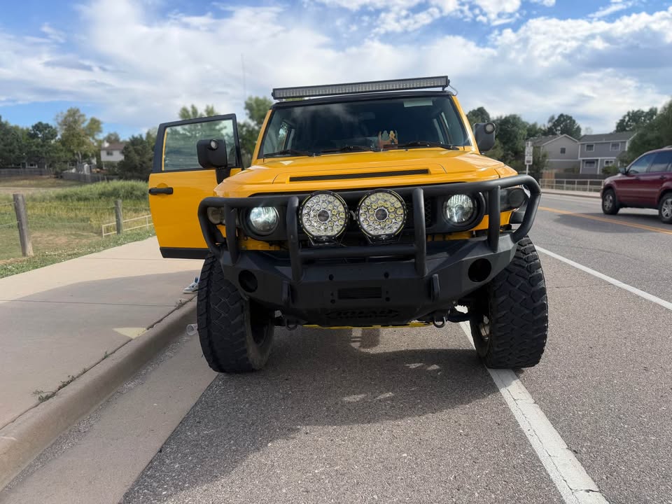 2007 Toyota FJ Cruiser in Aurora, CO (photo 2) — photo 2