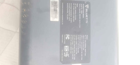 bluetti power bank 600w(1200w power up)