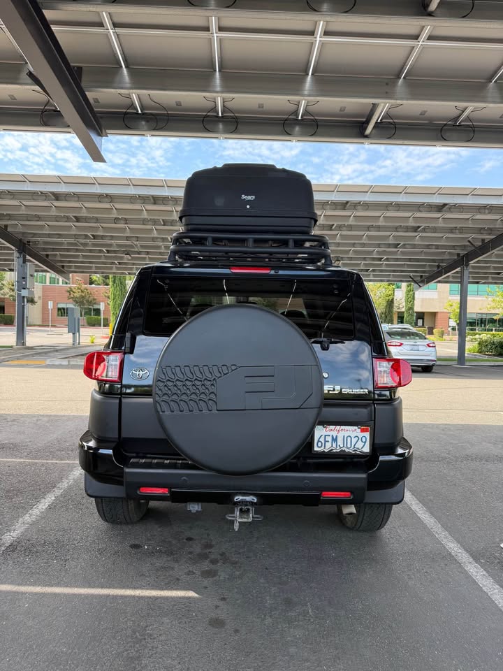 2008 Toyota FJ Cruiser · Sport Utility 2D in Stockton, CA (photo 6) — photo 6