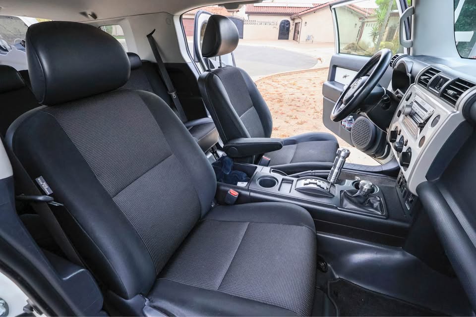 2008 Toyota FJ Cruiser in San Diego, CA (photo 9)