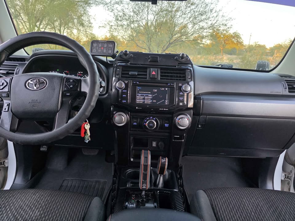 2018 Toyota 4Runner · TRD Off-Road Sport Utility 4D in Tucson, AZ (photo 5)