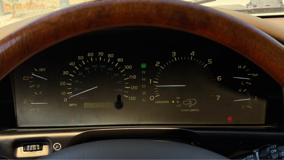 2000 Lexus LX · LX 470 Sport Utility 4D in Pleasanton, CA (photo 8) — photo 8