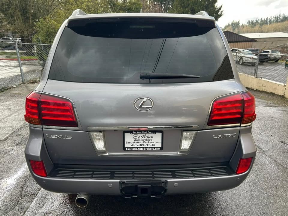 2008 Lexus LX 570 Sport Utility in Kirkland, WA (photo 6) — photo 6