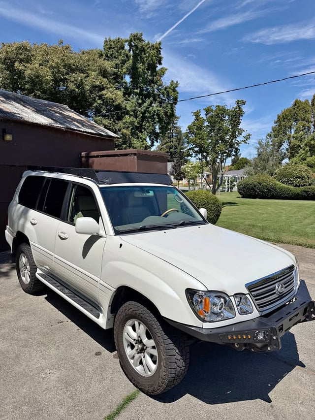 2005 Lexus LX470 (photo 1)