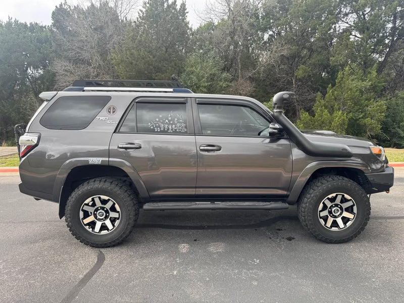 2017 Toyota 4Runner · TRD Off-Road Premium Sport Utility 4D in Austin, TX (photo 2) — photo 2