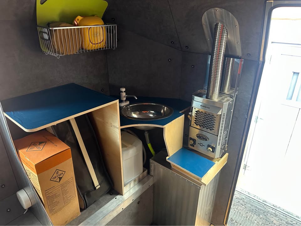 2020 Kimbo Series 6 Camper (with option to add 2004 Toyota Tundra) in Corrales, NM (photo 6)