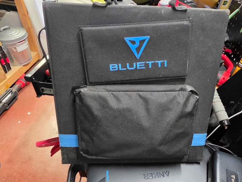 Anker F2000 (Powerhouse 767) Portable Power Station and Bluetti PS120 portable s (photo 5) — photo 5