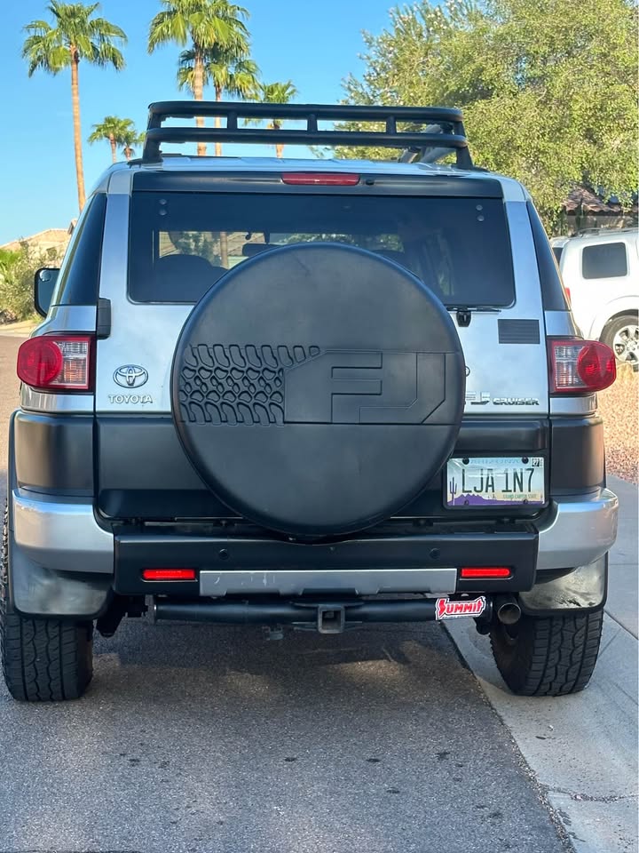 2007 Toyota FJ Cruiser · Sport Utility 2D in Scottsdale, AZ (photo 10) — photo 10