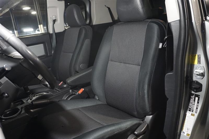 2010 Toyota FJ Cruiser in Salt Lake City, UT (photo 12) — photo 12