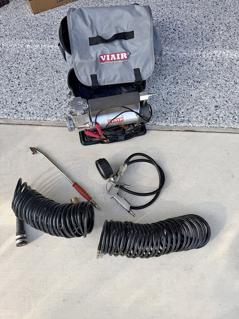VIAIR 450P-RV Automatic Portable Air Compressor Kit - 150 PSI for RV, Truck, Jeep and SUV Tires RV