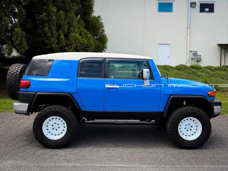 2007 Toyota FJ cruisers (photo 2) — photo 2