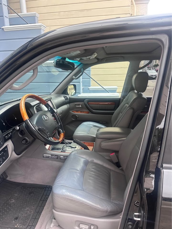 2006 Lexus LX · LX 470 Sport Utility 4D in San Francisco, CA (photo 7) — photo 7