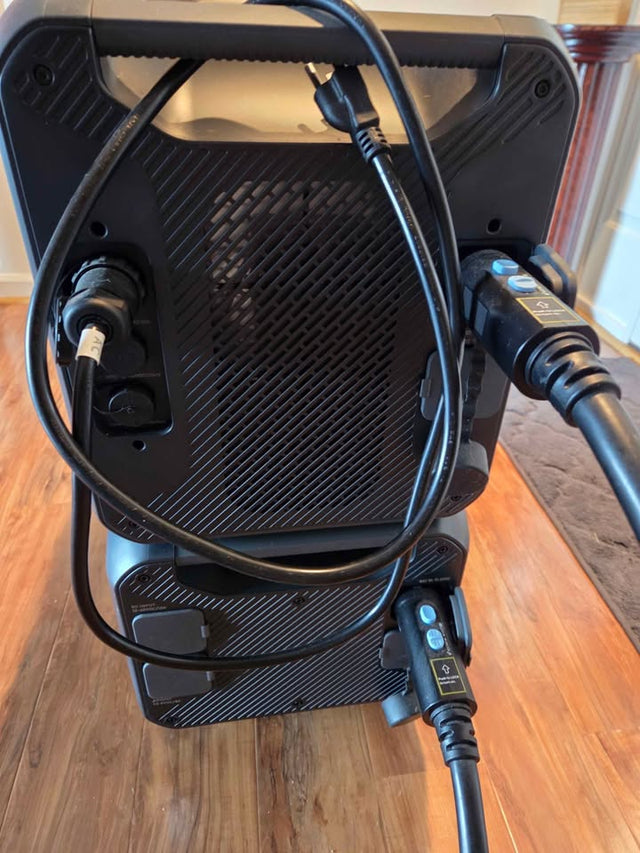 BLUETTI AC300 & B300 Portable Power Station — photo 3