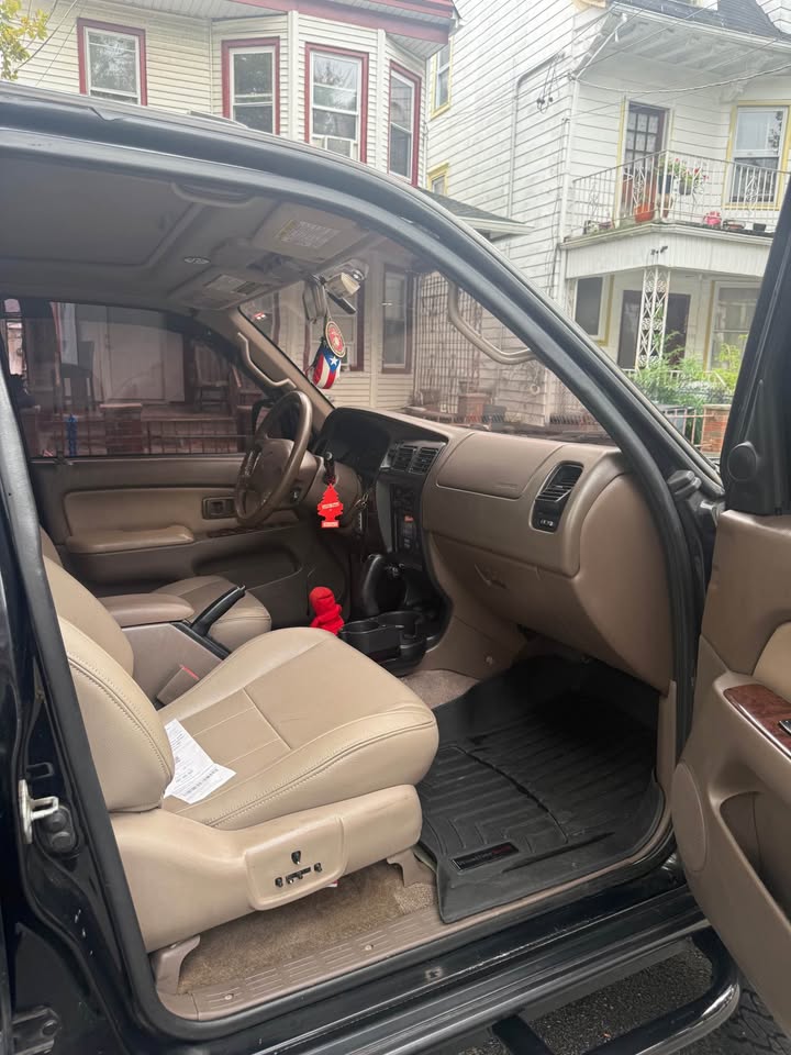 1998 Toyota 4Runner · Limited Sport Utility 4D in Newark, NJ (photo 8) — photo 8