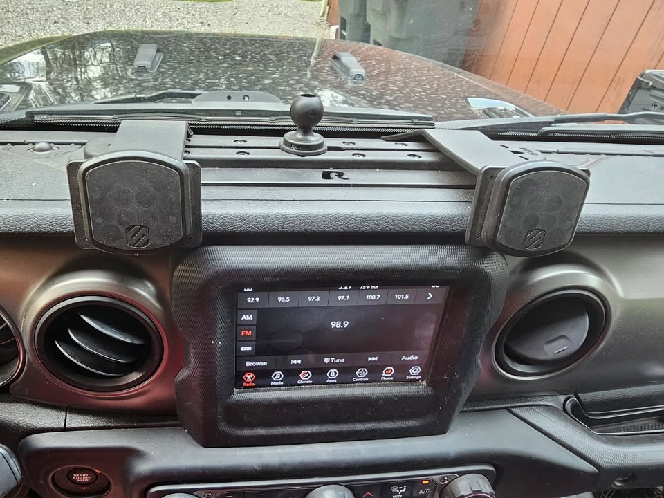 2020 Jeep WRANGLER UNLIMITED (photo 10) — photo 10