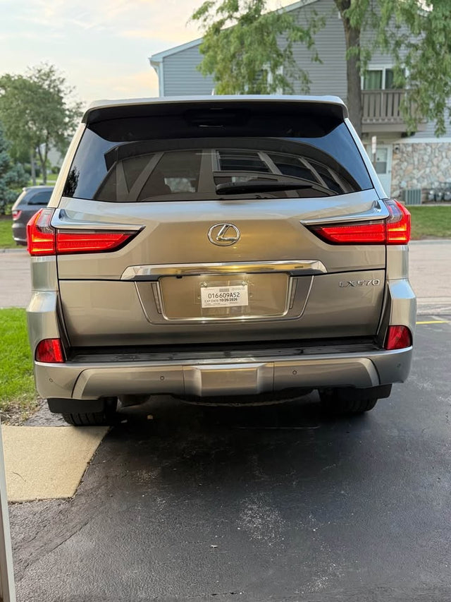 2020 Lexus LX · LX 570 Sport Utility 4D — photo 2