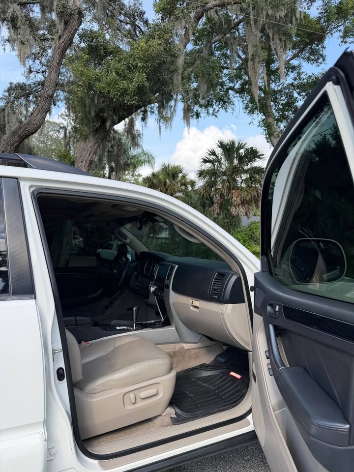 2006 Toyota 4Runner · Limited Sport Utility 4D in Maitland, FL (photo 10) — photo 10