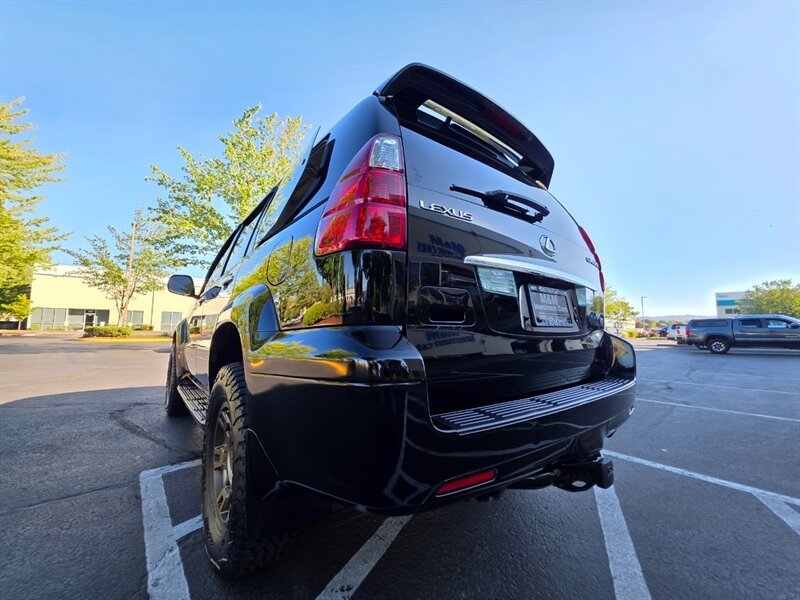 2009 Lexus GX 470 4X4 / V8 4.7L / 8-Passenger in Portland, OR (photo 11) — photo 11