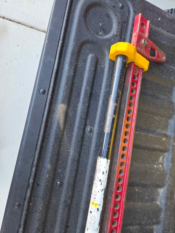 Hi lift jack in Sparks, NV (photo 4) — photo 4