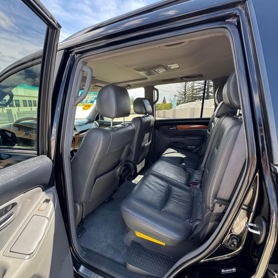 2006 Lexus GX · GX 470 Sport Utility 4D in Roseville, CA (photo 11) — photo 11