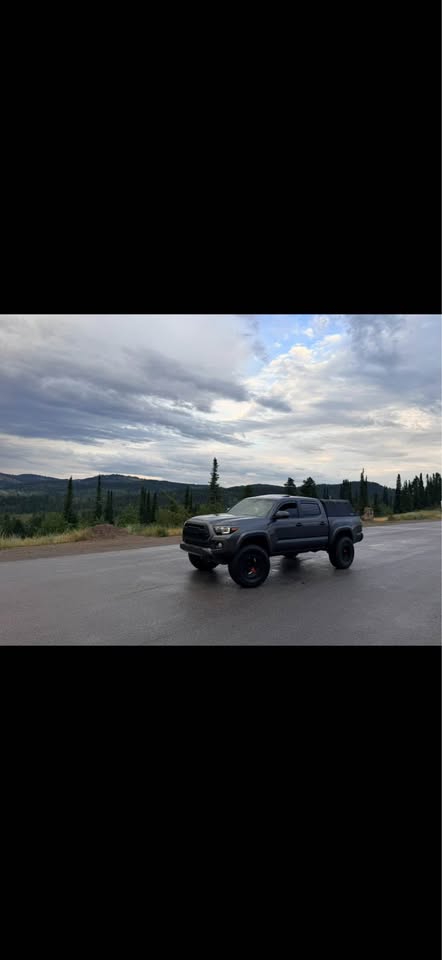 2016 Toyota Tacoma Double Cab · Limited in Salt Lake City, UT (photo 2)