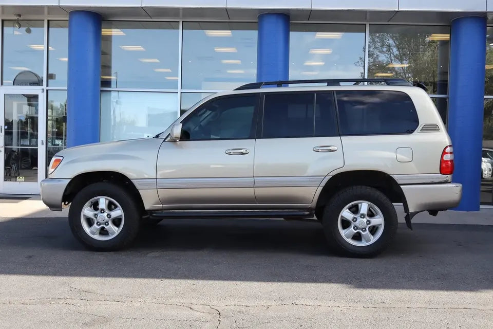 2005 Toyota Land Cruiser V8 in Aurora, CO (photo 2) — photo 2