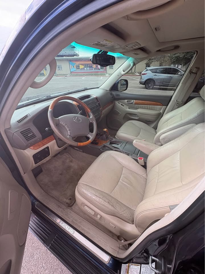 2004 lexus gx470 in Denver, CO (photo 8) — photo 8